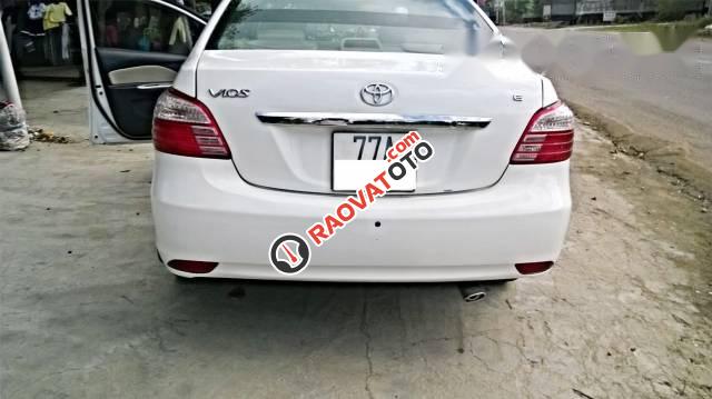 Bán Toyota Vios E đời 2009, màu trắng  -1