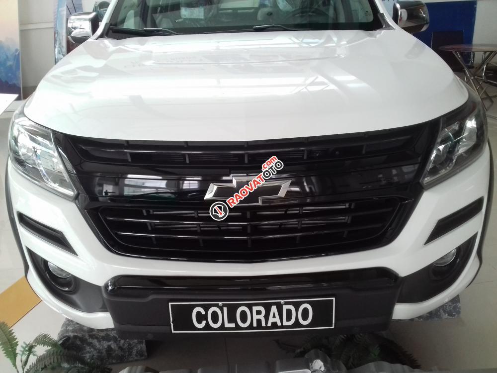 Colorado 2.5 MT 4x2 nhập khẩu Thái Lan - Chevrolet Nam Thái-7