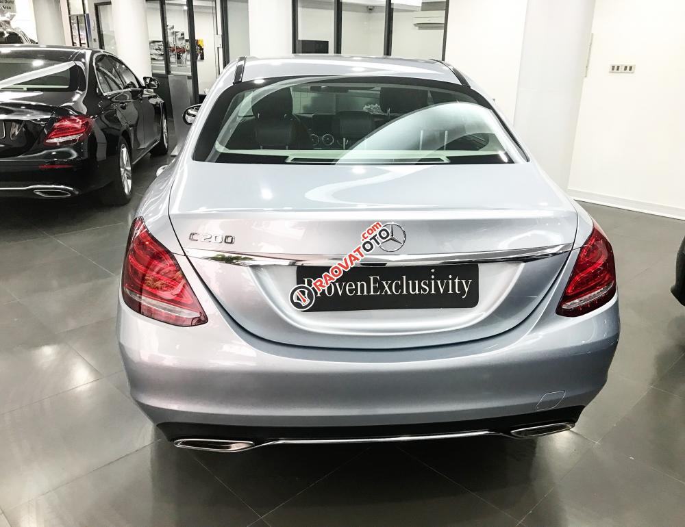 Bán Mercedes C200 2017 chạy lướt giá rẻ-6