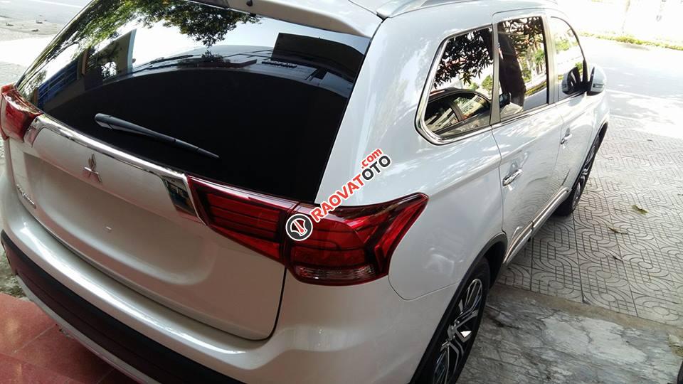 Mitsubishi Quảng Bình bán Mitsubishi Outlander All New 2017 giá rẻ nhất, giao xe tại Quảng Bình, liên hệ: 094 667 0103-3