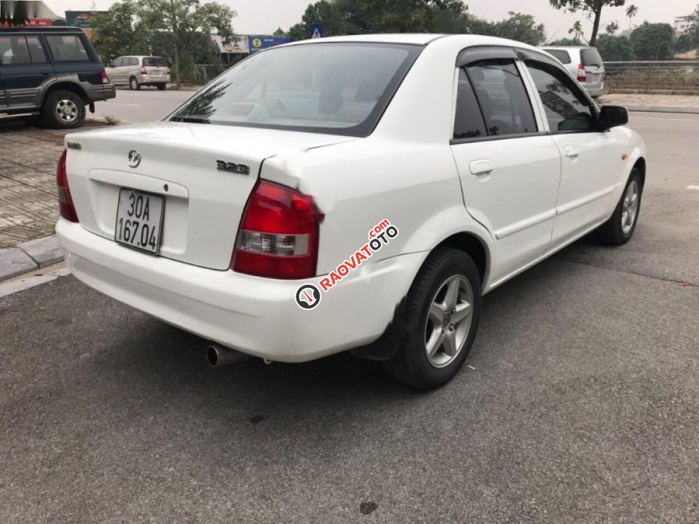 Cần bán lại xe Mazda 323 Clasic đời 2003, màu trắng, xe nhập chính chủ, giá tốt-2