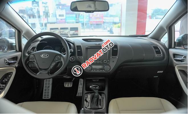 Kia Giải Phóng bán Kia Cerato 1.6, hỗ trợ vay trả góp lãi suất thấp, đủ mầu giao xe ngay - Mr. Quang 0985793968-3