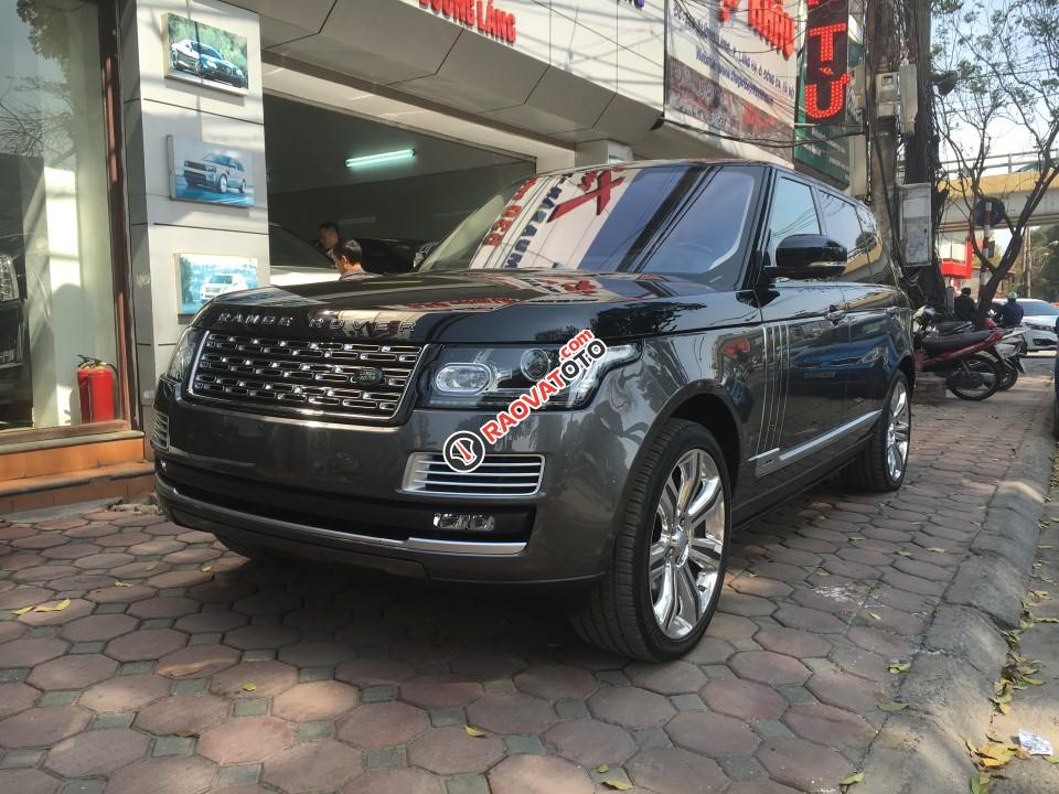 Cần bán xe LandRover Range Rover SV Autobiography 2017, hai màu xám đen, nhập khẩu từ Mỹ mới 100%. LH 093.798.2266-0