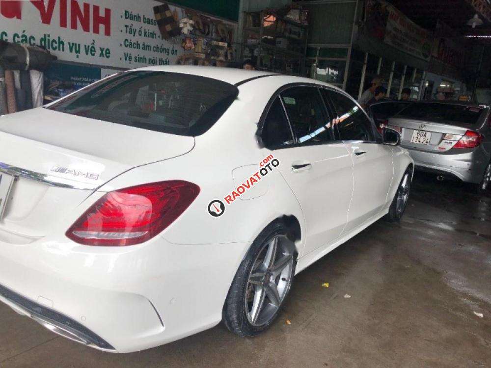 Cần bán xe Mercedes C250 AMG đời 2015, màu trắng-2