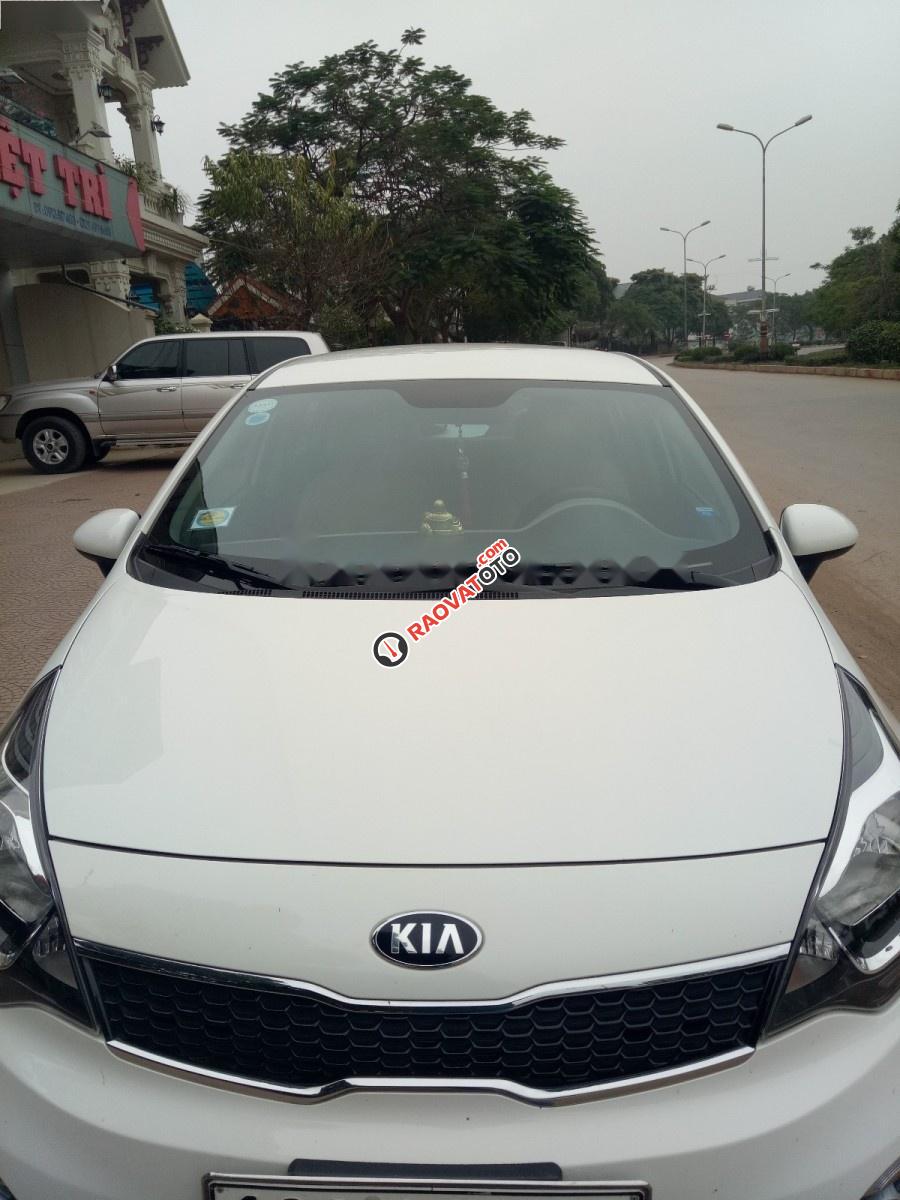 Cần bán xe Kia Rio 2015, màu trắng, nhập khẩu nguyên chiếc chính chủ-0