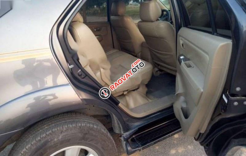 Cần bán Toyota Fortuner 2.5G đời 2009, màu xám, giá chỉ 582 triệu-3