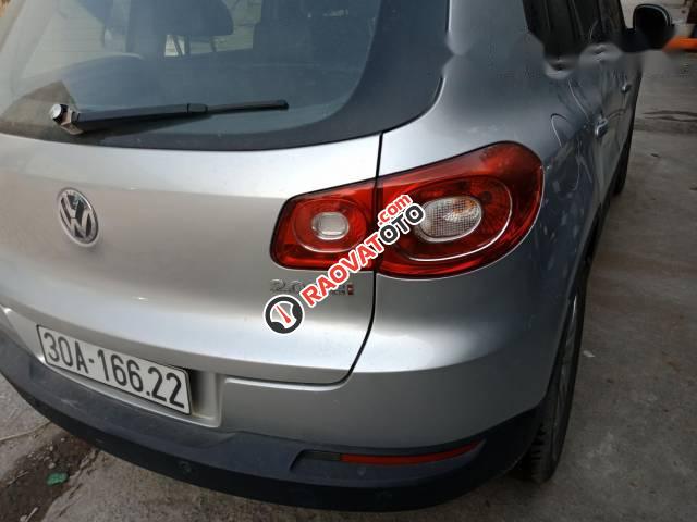 Bán xe Volkswagen Tiguan AT đời 2010, màu bạc, nhập khẩu nguyên chiếc số tự động, giá tốt-3