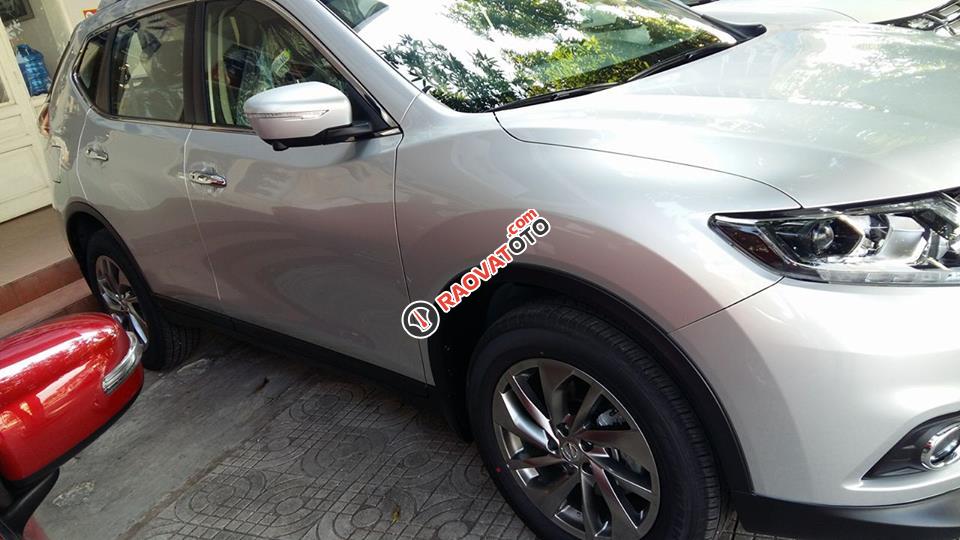 Bán Nissan Xtrail tại Quảng Bình, giao ngay, đủ màu, khuyến mãi lớn, liên hệ: 094 667 0103-2