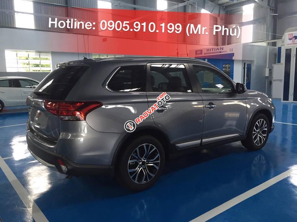 Bán xe Mitsubishi Outlander ở Quảng Nam, kinh doanh tốt, hỗ trợ vay 80%, thủ tục đơn giản. LH: 0905.91.01.99-2