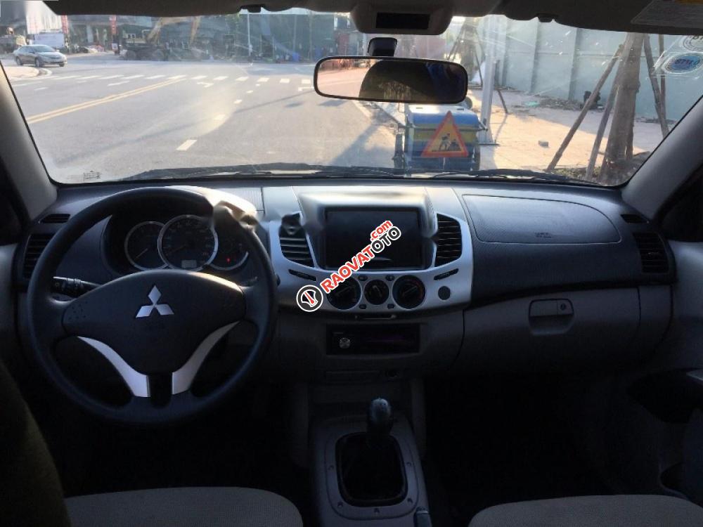 Cần bán gấp Mitsubishi Triton GLX đời 2013, nhập khẩu Thái Lan số sàn-6