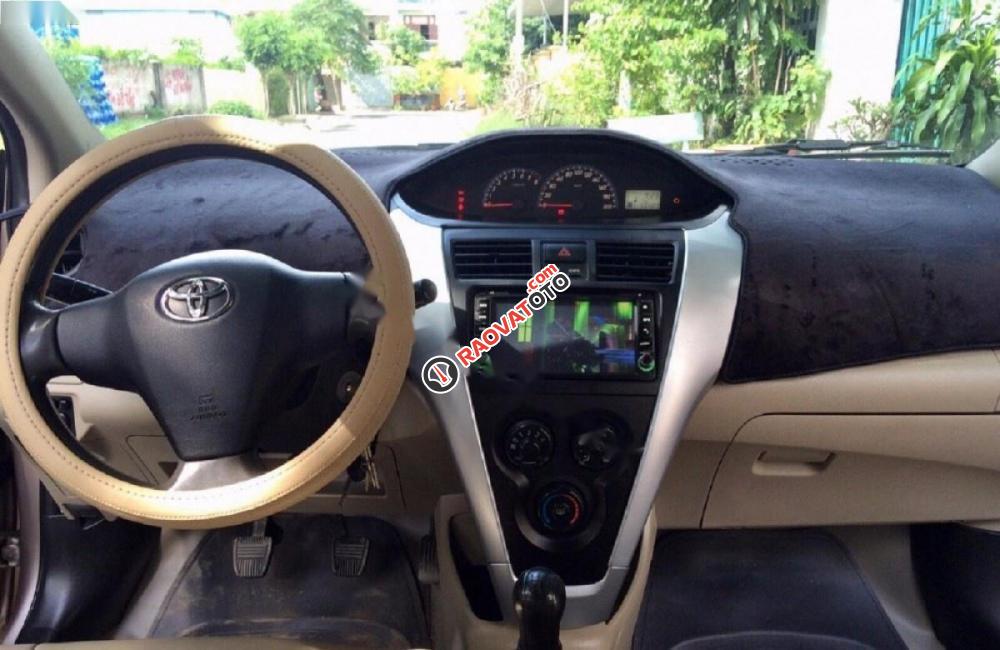 Xe Toyota Vios 1.5 MT sản xuất 2010, màu vàng -0