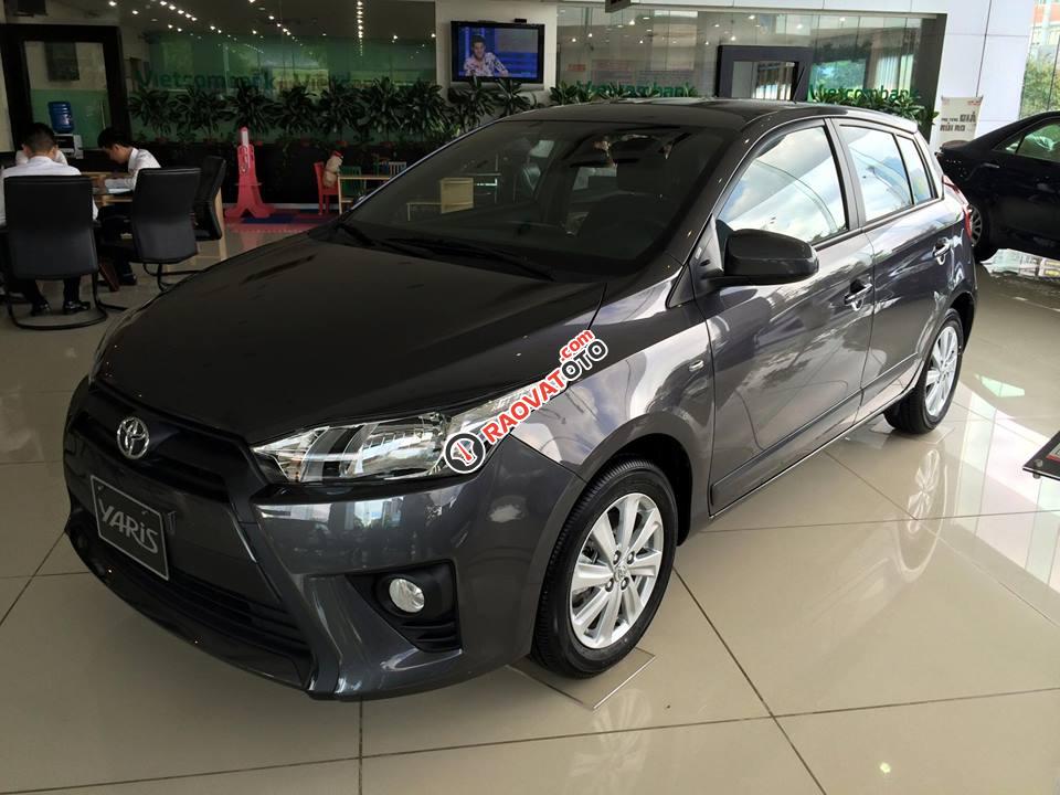 Toyota Mỹ Đình- Bán Toyota Yaris 2017, khuyến mại cực tốt, hỗ trợ làm Uber và Grab, LH: 0976112268-14