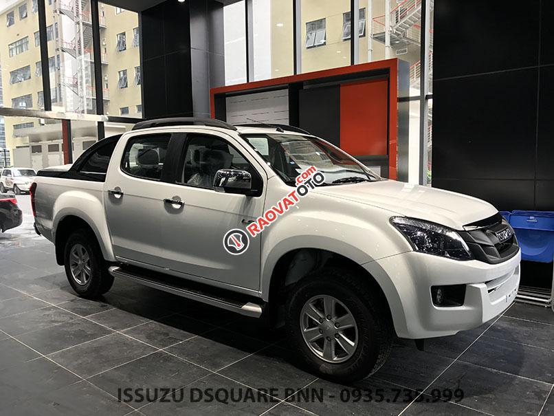 Bán tải Isuzu Dmax 2.5 số sàn 1 cầu, ưu đãi tới 60 triệu đồng, tặng bảo hiểm, 80 triệu nhận xe ngay-2