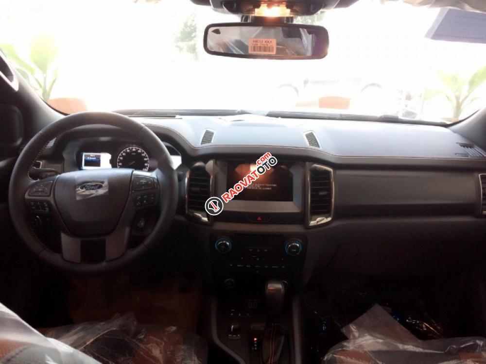 Bán xe Ford Ranger Wildtrak Navigator sản xuất 2017, xe nhập-3