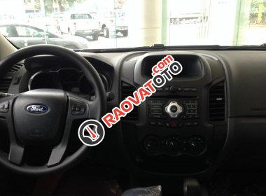 Bán Ford Ranger XLS 2.2AT 2018 - Đủ màu giao ngay - LH ngay: 0904 529 239 để có giá ưu đãi tốt nhất-7