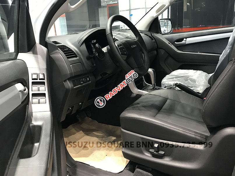 Bán tải Isuzu Dmax 2.5 số sàn 1 cầu, ưu đãi tới 60 triệu đồng, tặng bảo hiểm, 80 triệu nhận xe ngay-4