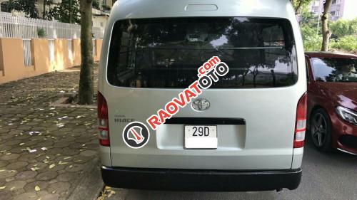 Cần bán lại xe Toyota Hiace MT sản xuất 2010-1