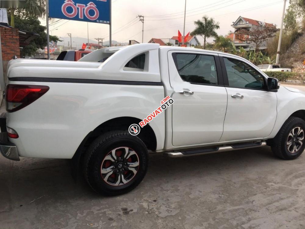 Cần bán gấp Mazda BT 50 3.2L 4x4 AT đời 2016, màu trắng, nhập khẩu Thái Lan như mới, giá tốt-2