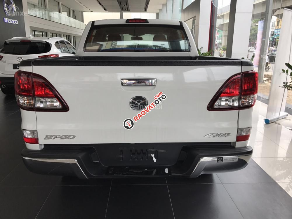 Bán Mazda BT 50 facelift 2017, đầu tư 50tr sở hữu xe ngay. Mr. Tú - 096.747.668-4