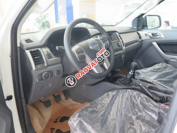 Bán ô tô Ford Ranger sản xuất 2017, màu trắng giá cạnh tranh-6