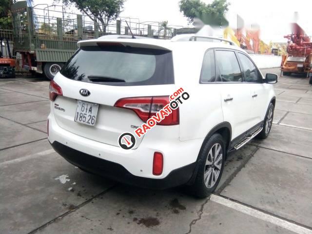 Cần bán gấp Kia Sorento đời 2014, màu trắng-2