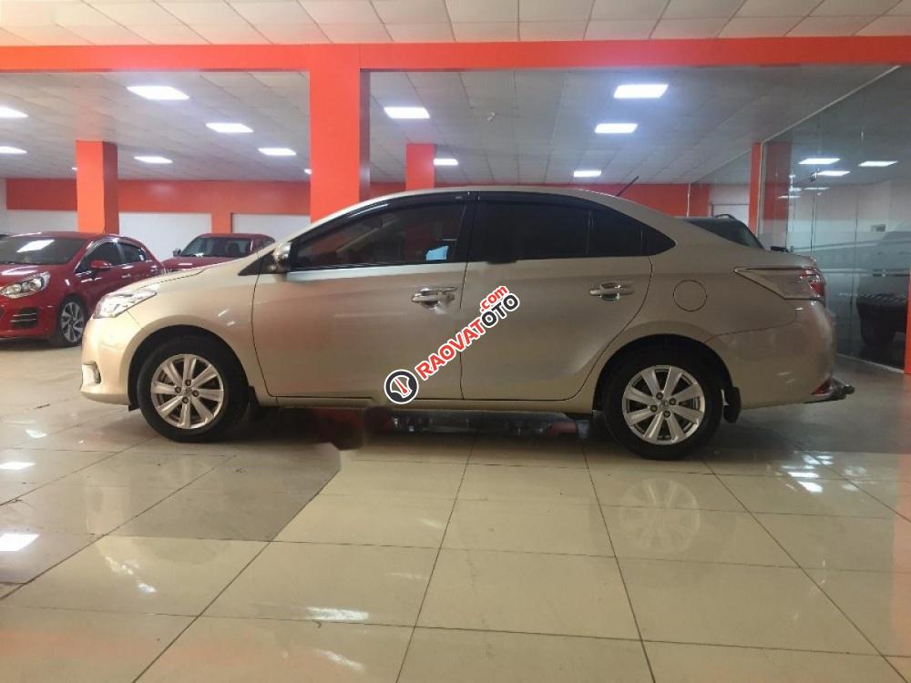 Bán Toyota Vios E đời 2016, màu vàng số tự động, giá cạnh tranh-9