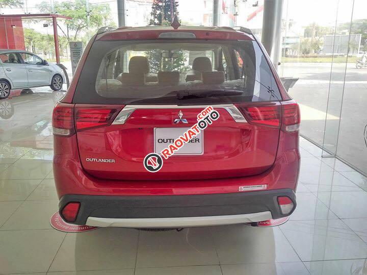 Xe Outlander 7 chỗ, xe SUV Outlander nhập Nhật, giao ngay-6