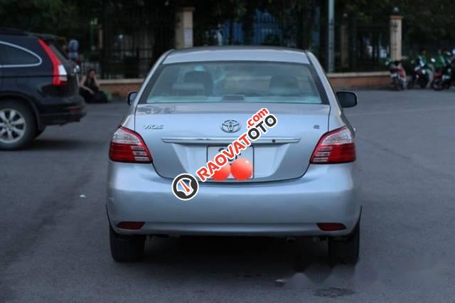 Bán Toyota Vios năm 2010 chính chủ-2