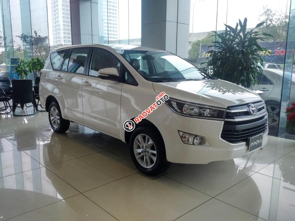 Bán Toyota Innova giảm giá sâu 70 triệu + hỗ trợ trả góp 85%, liên hệ 0976112268-1