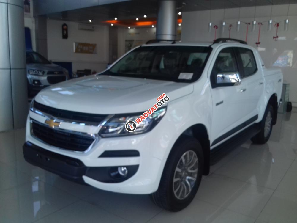 Cần bán xe Chevrolet Colorado LT đời 2017, màu trắng, nhập khẩu nguyên chiếc-0