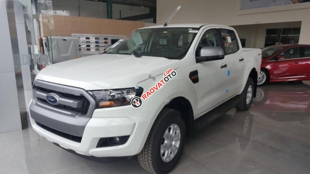 Bán Ford Ranger đời 2017, màu trắng, nhập khẩu nguyên chiếc, giá chỉ 645 triệu-0