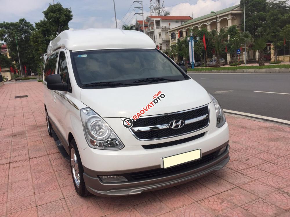 Cần bán xe Hyundai Starex Limosine đời 2013, đk 2017, máy dầu, nhập khẩu-2