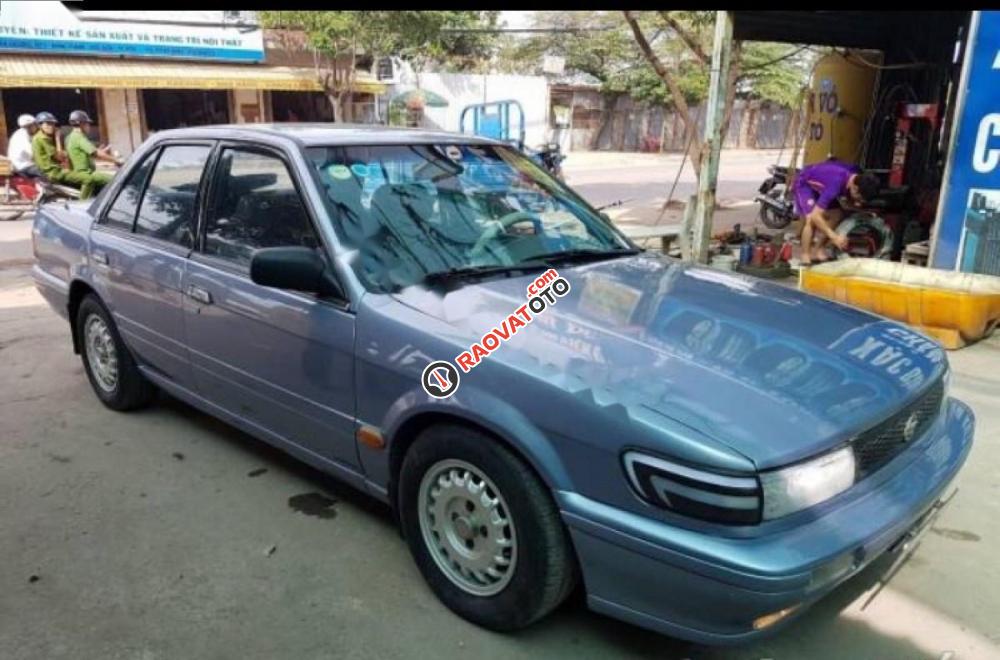 Cần bán xe Nissan Bluebird, đời 1993, màu xanh lam, xe nhập, giá tốt-1