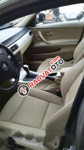 Bán BMW 3 Series 320i năm 2010, màu bạc-3