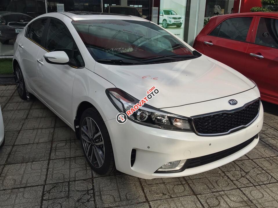 Kia Cerato, động cơ 1.6L, số tự động, hỗ trợ vay mua trả góp, thủ tục nhanh gọn, giao xe ngay, gọi 0906.969.445-3