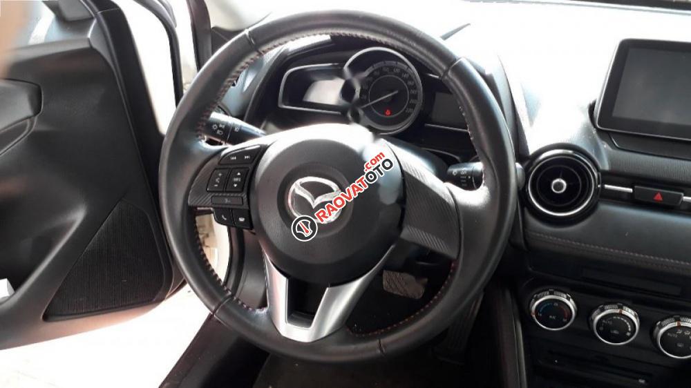 Bán ô tô Mazda 2 1.5 AT đời 2015, màu trắng chính chủ, giá tốt-3