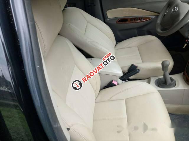 Cần bán gấp Toyota Vios E đời 2010, màu đen chính chủ, giá chỉ 296 triệu-3