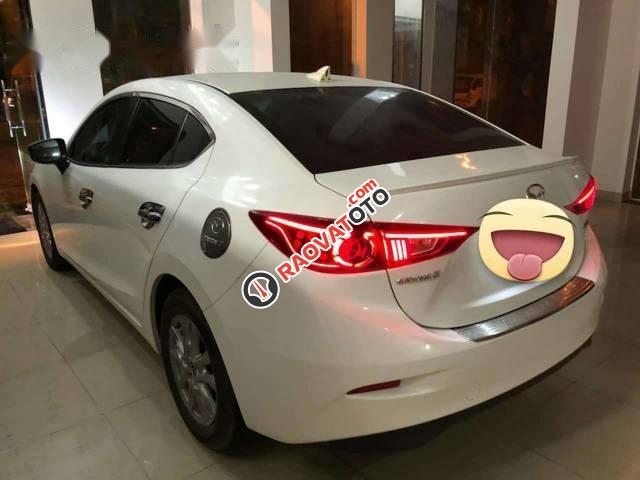 Cần bán xe Mazda 3 2016, màu trắng như mới-0