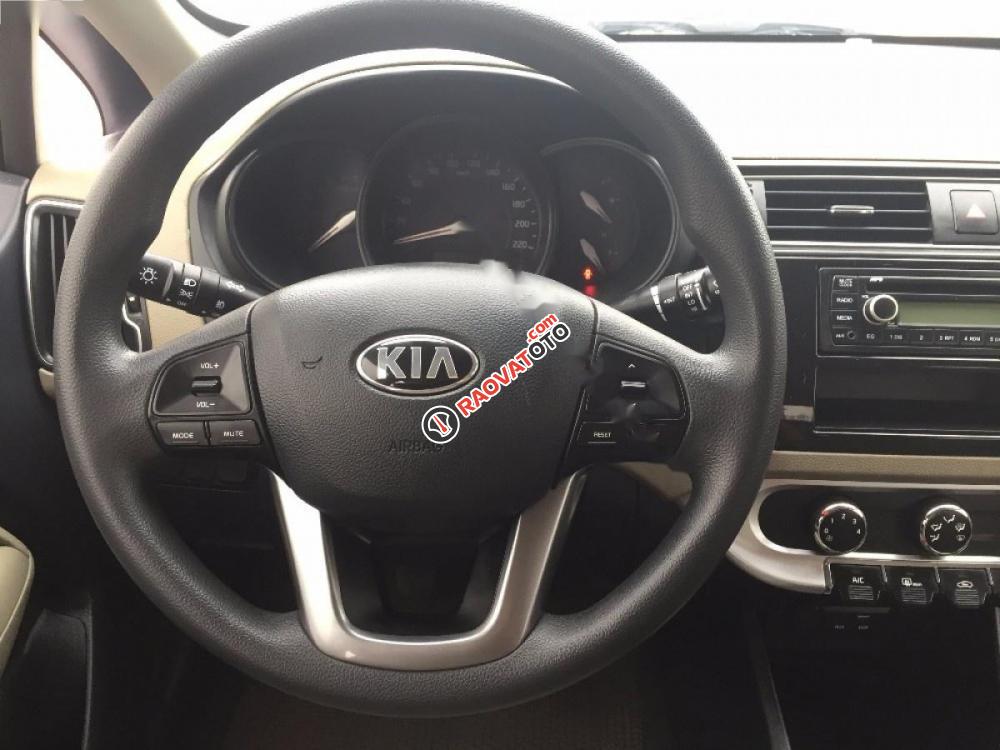 Bán xe Kia Rio đời 2016, màu trắng, xe nhập số sàn-2