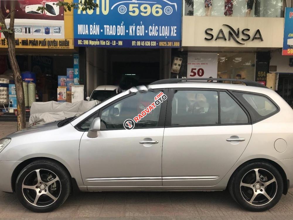 Bán Kia Carens EX 2.0 MT đời 2010, màu bạc, giá tốt-1