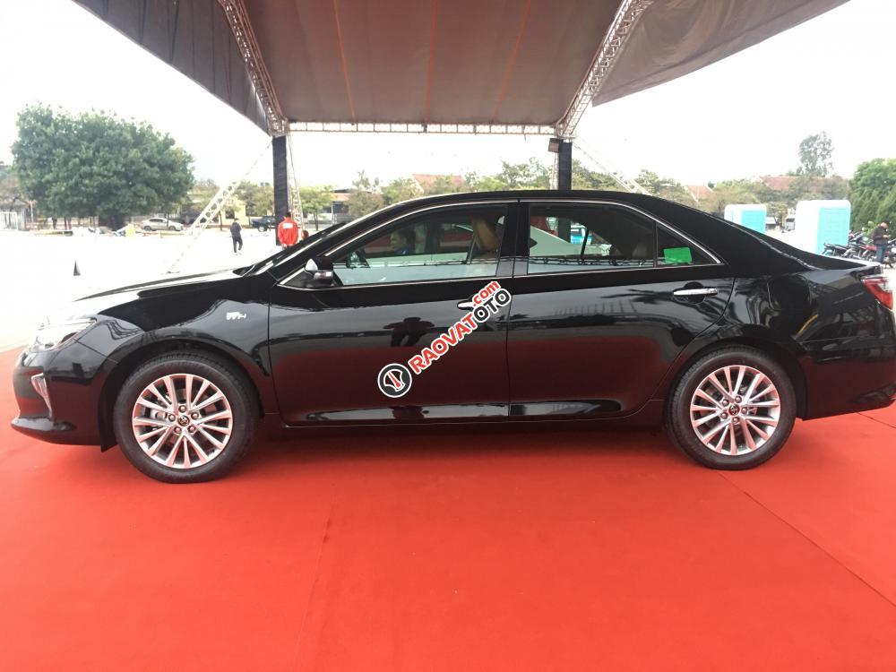 Bán xe Toyota Camry 2.0E 2017, màu đen, đủ màu giao ngay, giá tốt nhất tại Hà Nội-9