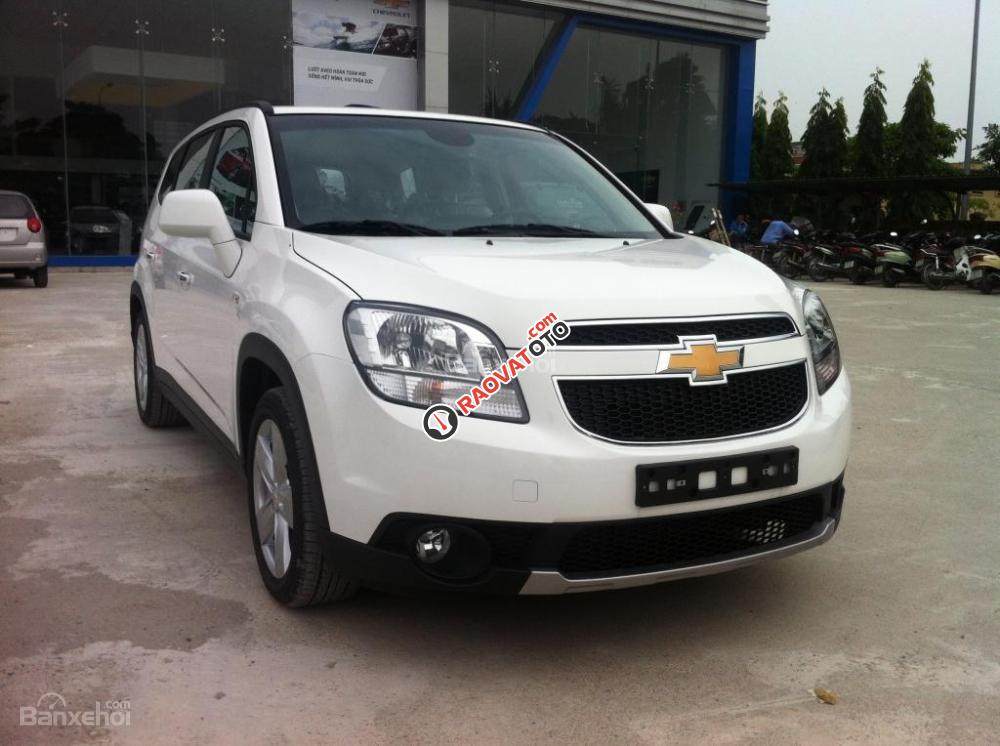 Chevrolet Orlando LTZ 7 chỗ, giao xe tận nhà, hỗ trợ vay ngân hàng lãi suất thấp, một chiếc màu trắng 0907148849-0