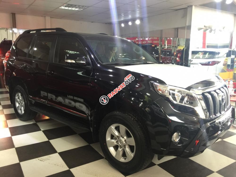 Bán Toyota Prado VX đời 2017, màu đen nóc trắng, nhập Trung Đông, xe giao ngay-2