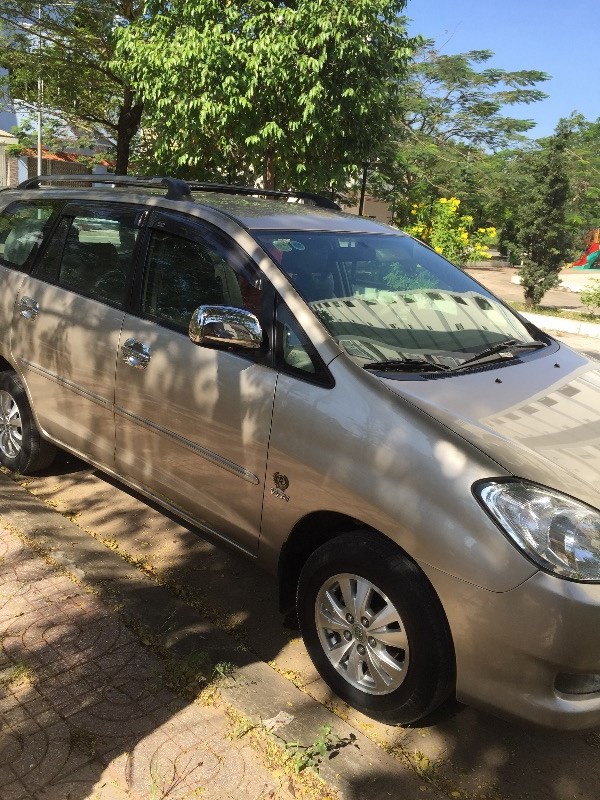 Xe Toyota Innova năm 2012, xe nhập, ít sử dụng, giá 495tr-1