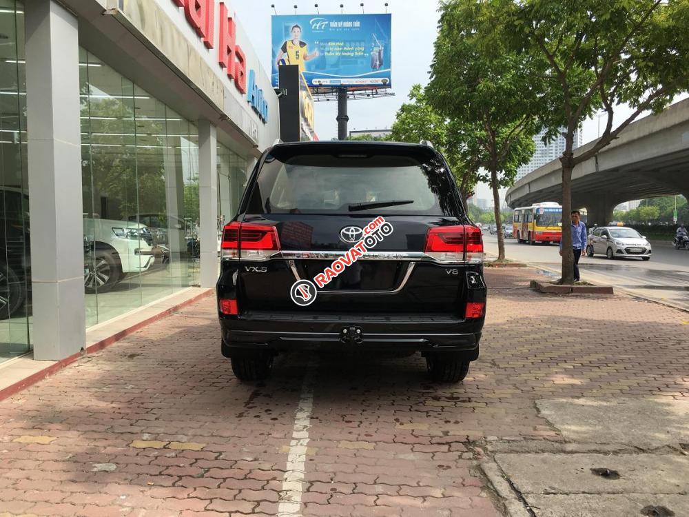 Toyota Land Cruiser VXS sản xuất 2018, nhập khẩu Trung Đông-2