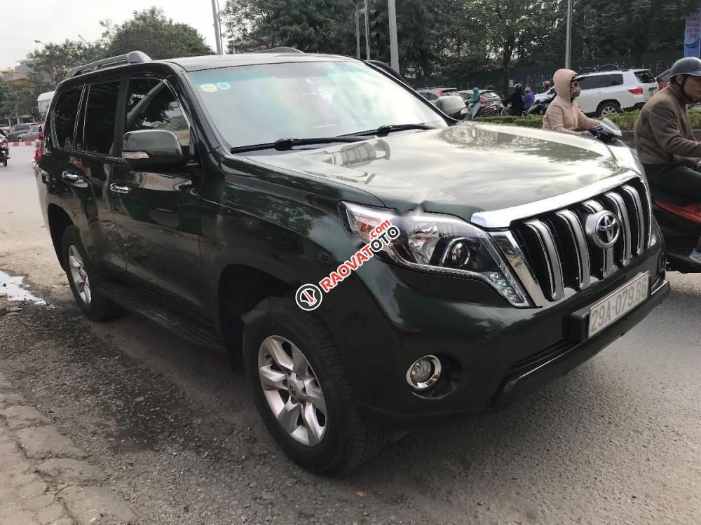 Xe Toyota Prado TXL năm 2010, màu xanh lam, xe nhập như mới-1