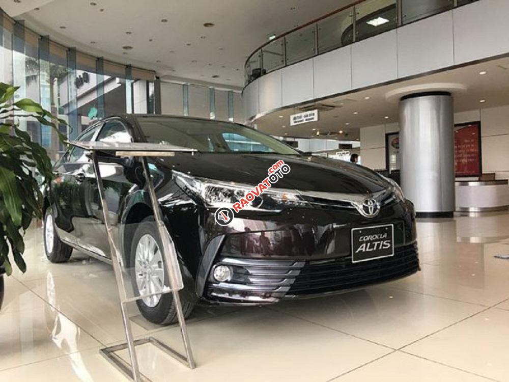 Cần bán xe Toyota Corolla altis 1.8E CVT đời 2017, màu đen giao ngay, giá cạnh tranh tốt nhất Hà Nội-23