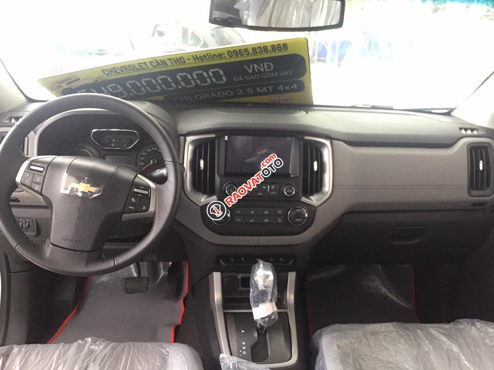 Chevrolet Colorado 2.8 AT, giảm ngay 30 triệu, trả góp: 150 triệu lấy xe, bảo hành 3 năm, 0907148849-4