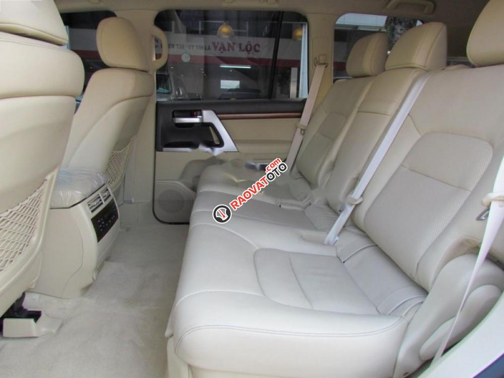 Bán Toyota Land Cruiser VX V8 đời 2016, màu đen, nhập khẩu nguyên chiếc-4