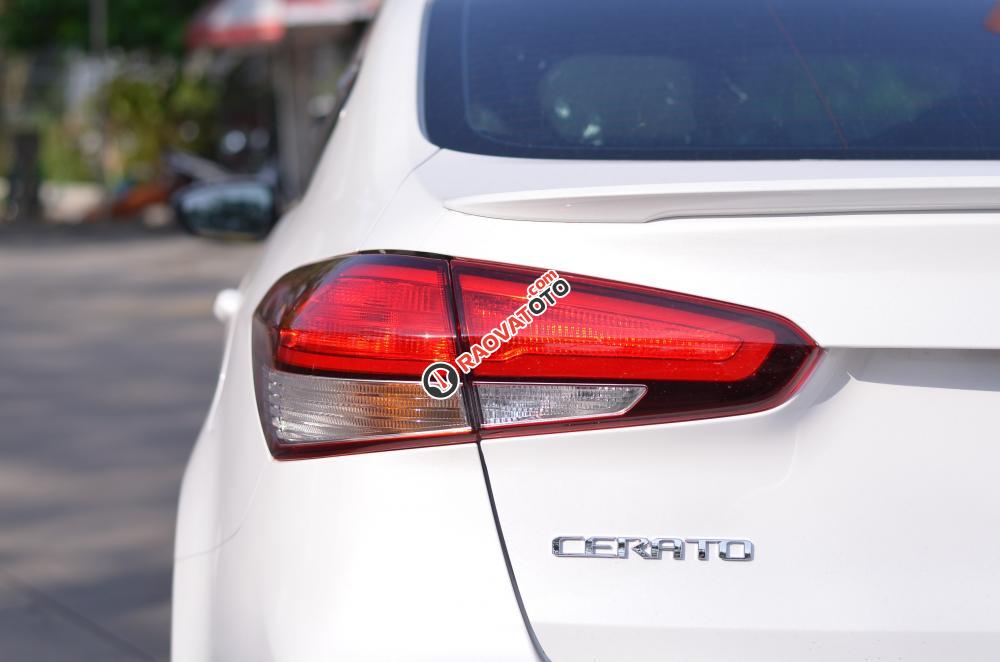 Kia Cerato mới, hỗ trợ vay 90%, quà tặng hấp dẫn, thủ tục nhanh lẹ, có xe giao ngay. LH ngay 09381.11440-5